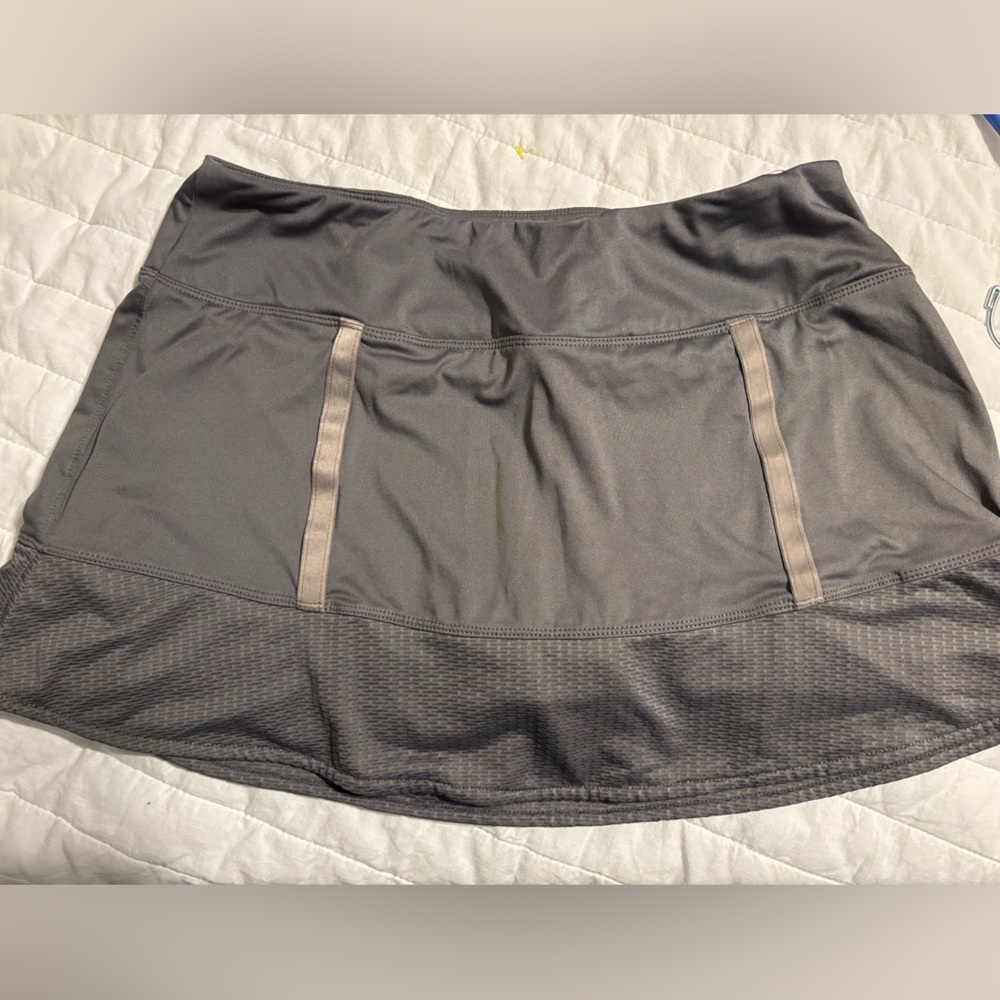 Reebok Tennis Skort Reflective Strip size med gray
